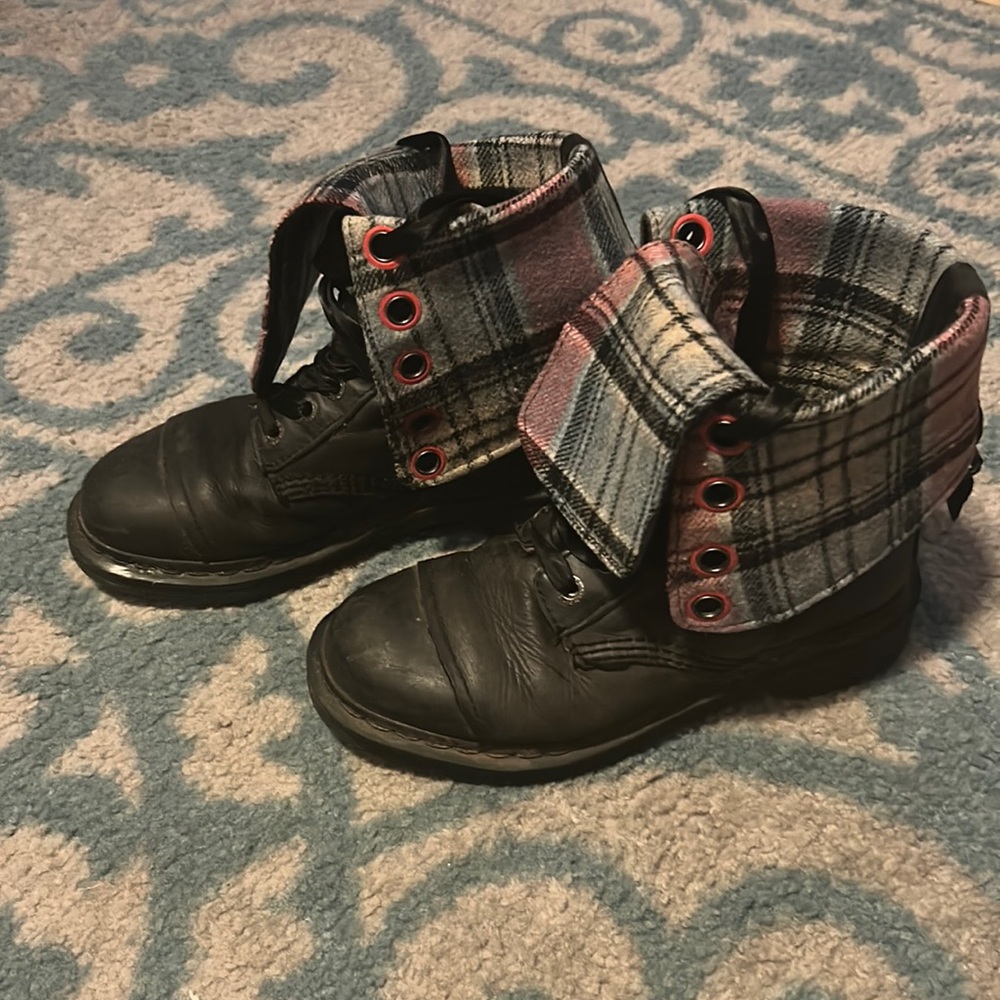 Doc Marten’s TRIUMPH BOOT 🖤 Size 7